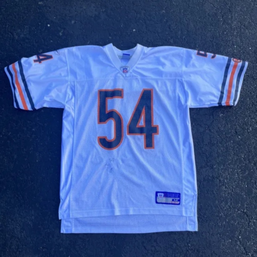 Reebok Brian Urlacher Chicago Bears On Field  NFL Jersey Men’s Medium, White